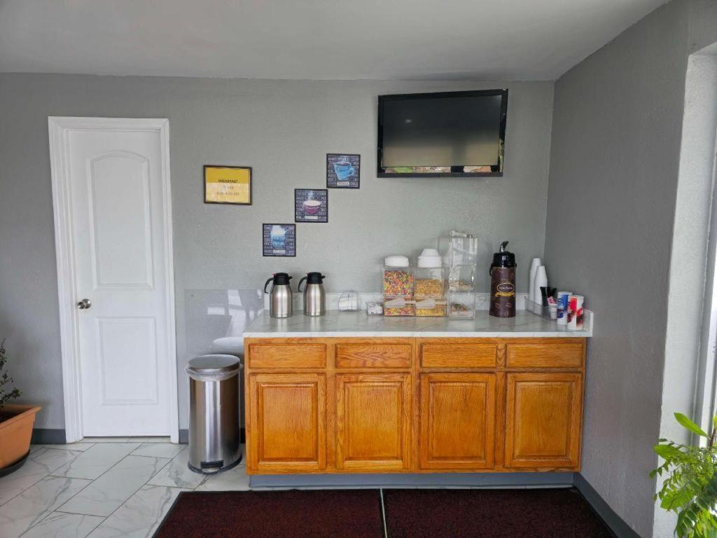 Americas Best Value Inn אליזבתטאון מראה חיצוני תמונה